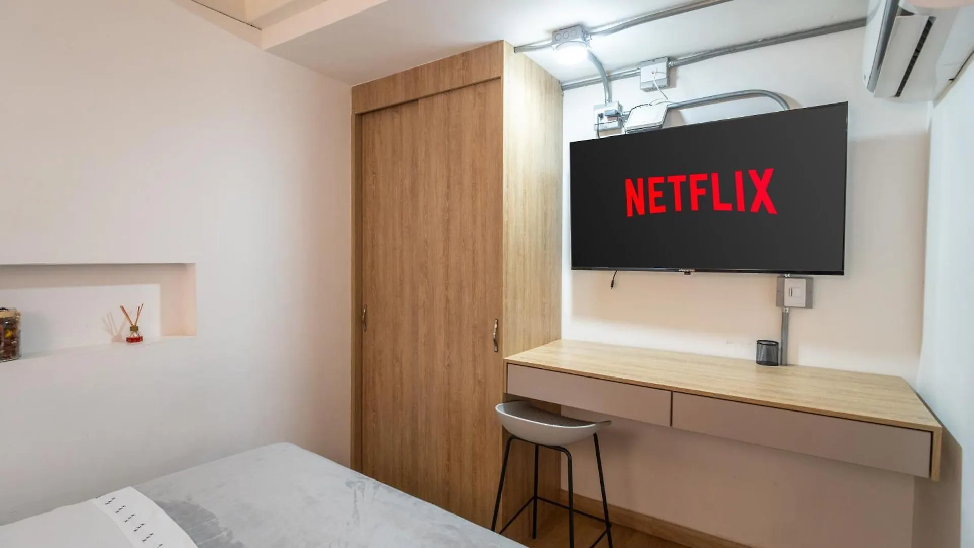 Lleras Park Apartments 麦德林 0*,