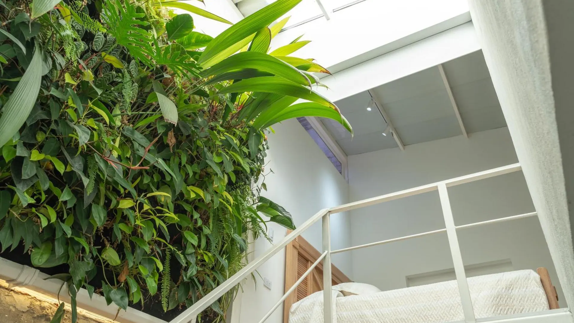 Lleras Park Apartments 麦德林