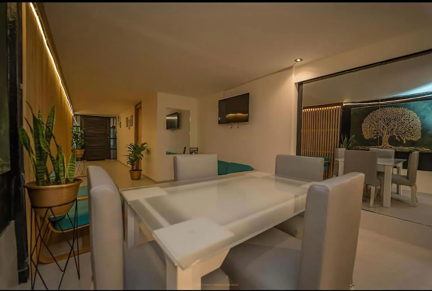 Lleras Park Apartments 麦德林