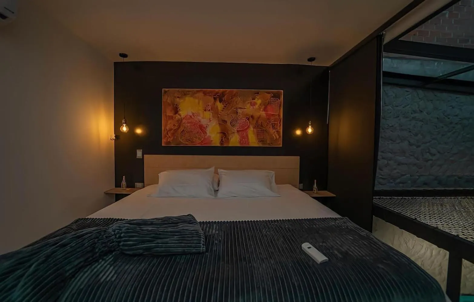 Lleras Park Apartments 麦德林