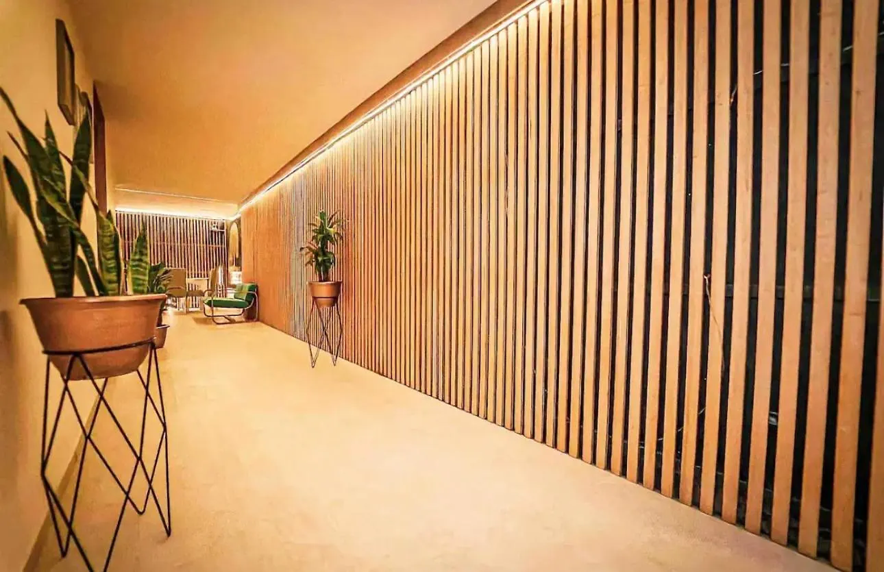 Lleras Park Apartments 麦德林