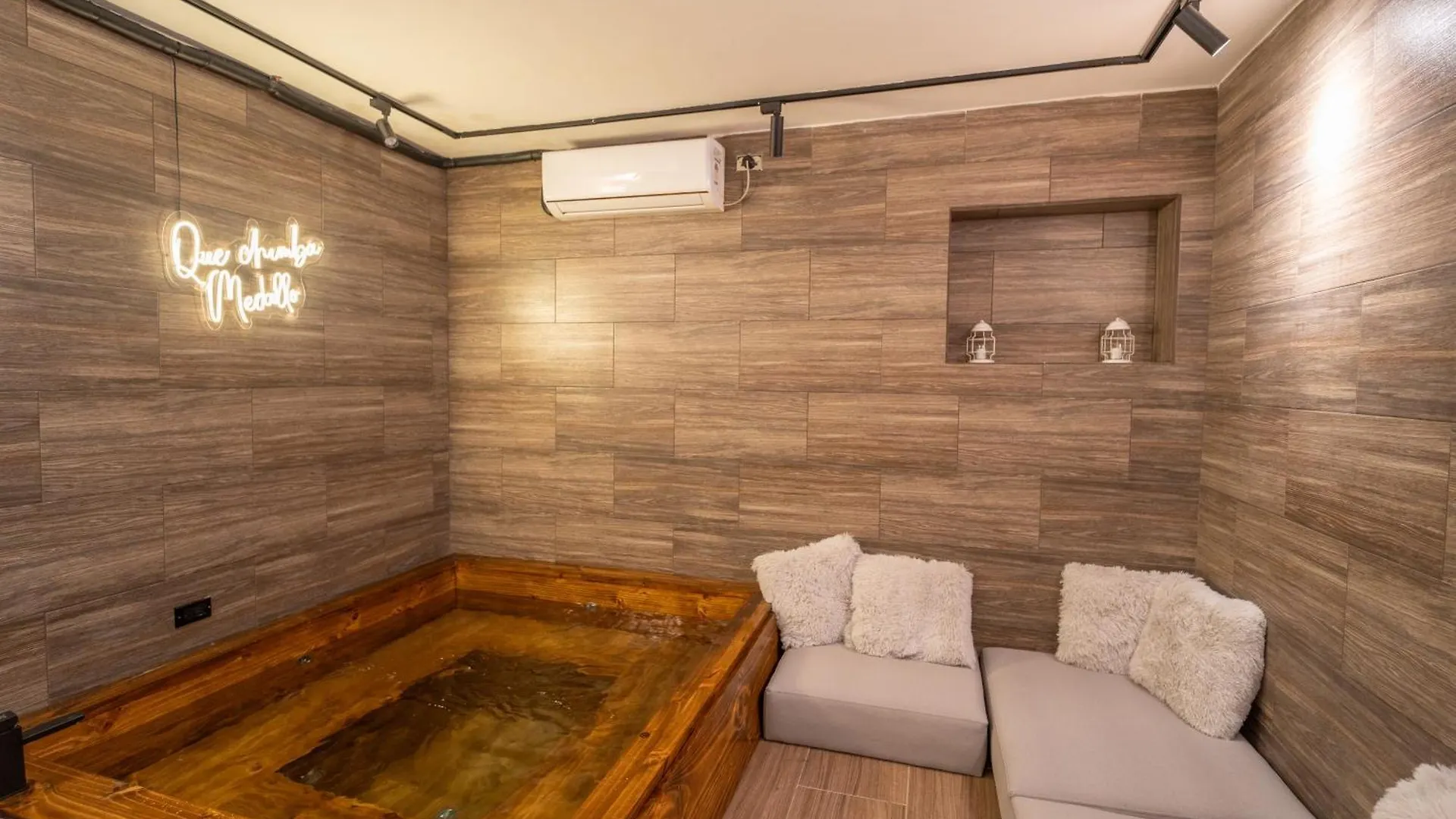 Lleras Park Apartments 麦德林 哥伦比亚