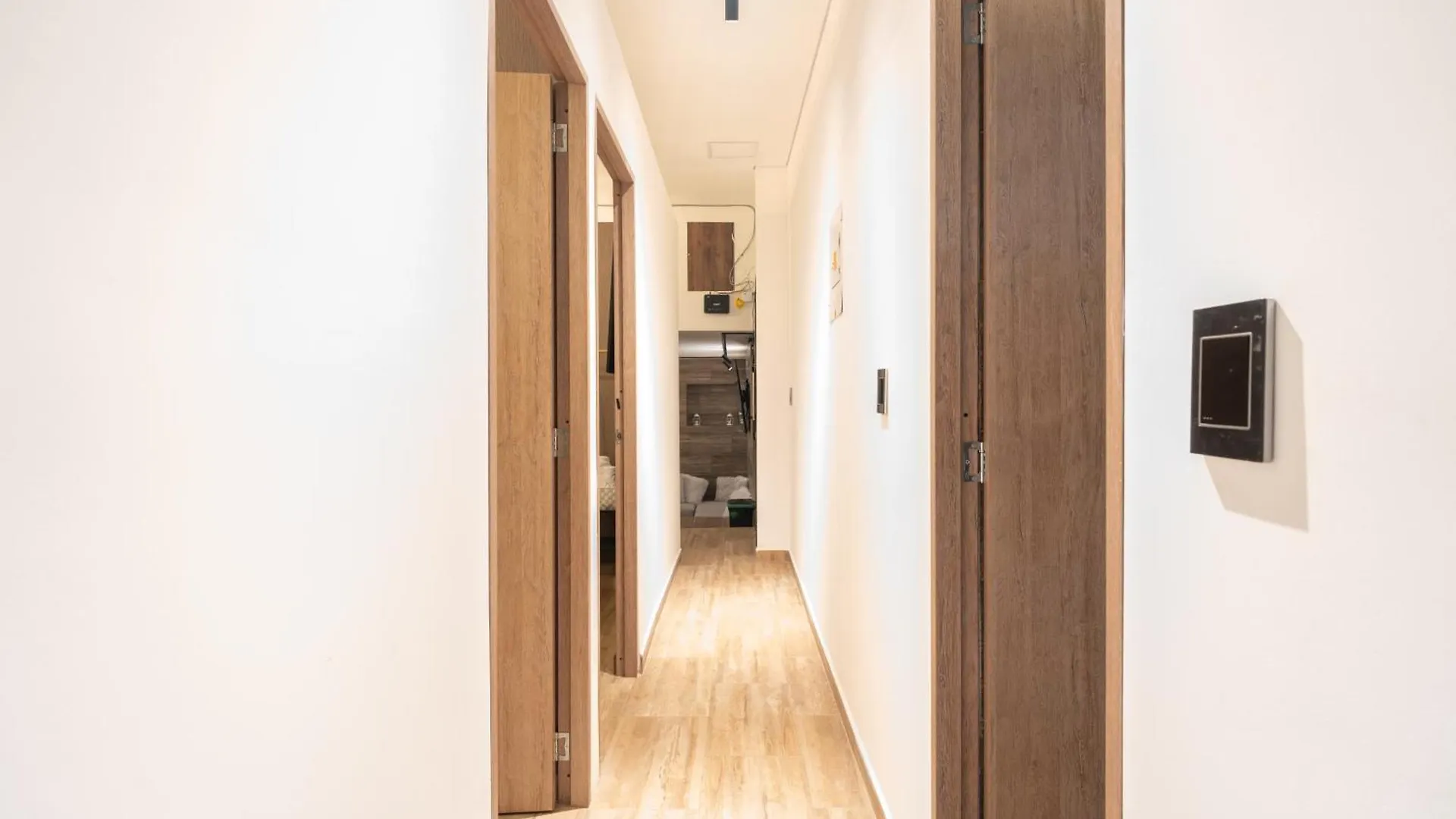 Lleras Park Apartments 麦德林